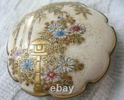 19th century Fine Japanese Gilt Satsuma Porcelain Belt Buckle