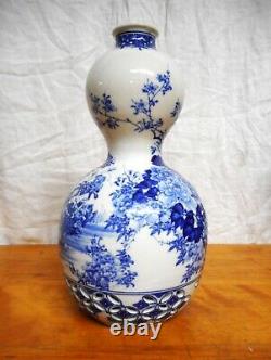 Antique Hirado Porcelain Japanese Vase Double Gourd Meiji Period Fine Quality