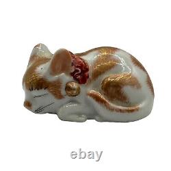 Antique Japanese Kutani Porcelain Fine Details Sleeping Cat Pet Animal Figurine