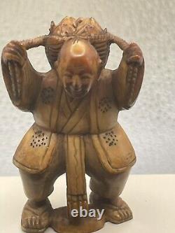 Antique Rare Fine Hand Crafted Signed Resin Collectible Japanese Netsuke