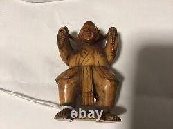 Antique Rare Fine Hand Crafted Signed Resin Collectible Japanese Netsuke