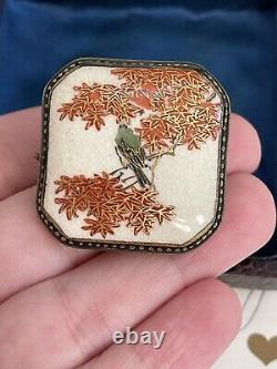 Antique brooch 19th Japanese Porcelain delicate painted bird on tree signed