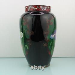 Art Nouveau fine Japanese enameled cloisonne floral vase. Meiji Period