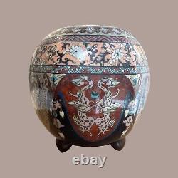 Attractive Antique Japanese Cloisonné Vase Finely Detailed