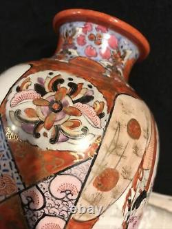Fine Antique Hand painted Japanese Pottery Satsuma Vase Signed-rb000