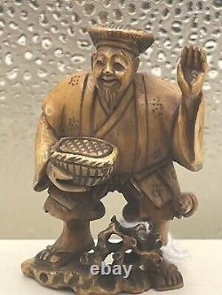 Old Antique Rare Japanese Fine Hand Carved Resin Netsuke, signed