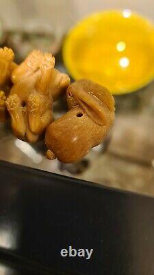 RARE SET of 4 ANTIQUE FINELY CARVED JAPANESE FIGURAL Rabbit OJIME BEAD FOR INRO