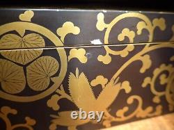 Rare Fine Japanese Antique Lacquered Box Shogun Mon Tokugawa Edo Samurai Era