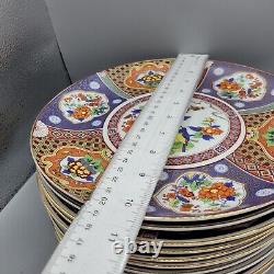 Vintage Fine Porcelain Imari Japanese Dinner Plates 10.25 In, Set Of 11