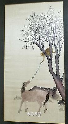 Antique Fine Chinois Japonais Brodé Panneau De Broderie Monkey Horse