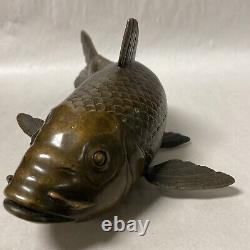 Antique Japonese Ou Éculpture Chinoise Bronze Du Détail De Pêche De Koi Carp