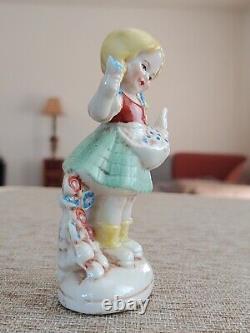 Art de porcelaine fine allemande et japonaise antique : statue de figurine d'enfant