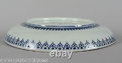 Assiette en porcelaine bleu cobalt dorée rouge cuivrée japonaise ancienne marquée