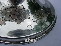 Beaux anciens bougeoirs en argent sterling japonais 950 décorés, signés