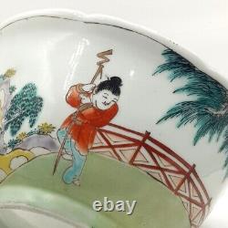 Bol en porcelaine de la famille verte japonaise antique finement peint à la main