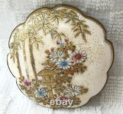 Boucle de ceinture en porcelaine fine Satsuma dorée japonaise du XIXe siècle