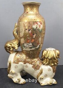 Fin Japonais Meiji Satsuma Okimono Shi- Shi Avec Un Vase Sur Son Dos