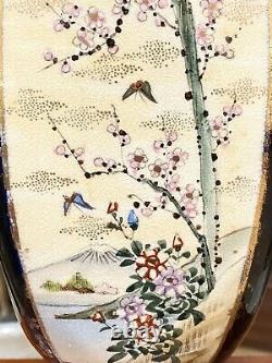 Fine Antique Japonaise Meiji Période 19ème Siècle Gilded Blue-ground Satsuma Vase