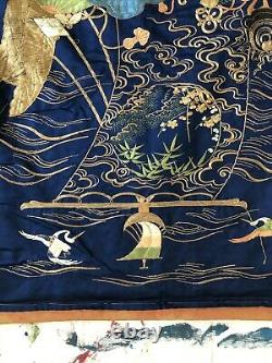 Fine Antique Meiji Japonais Silk Embroidery Panel Fukusa Hanging 36x27 Revêtement