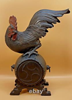 Fine Japanese Meiji Bronze Okimono Coq sur Tambour Tokugawa Mons