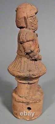 Fine Rare Japon Japonais Buff Pottery Haniwa Figure De L'homme Portant L'armure Rembourrée