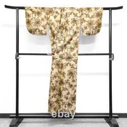 Kimono en soie Meisen avec motif floral japonais 024W