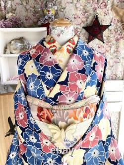 Kimono japonais ancien en soie pure avec motif floral de qualité 2403