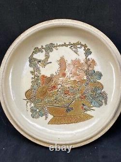 Magnifique Japonais Meiji Satsuma Lidded Bowl Avec Fine Decor Signé Par Kozan