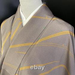 Motif raffiné de kimono japonais en soie pure, vintage et antique du Japon 335