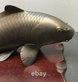 Paire De Fine Période Japonaise Meiji Bronze Okimono Koi-fish, Signé