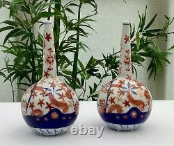 Paire Fine De Vases De Bouteille Imari Peints À La Main De L'époque Meiji Japonais C1880