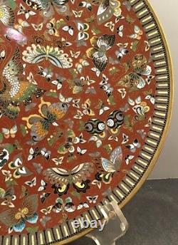 Plaque Japonaise Fine De Cloisonne D’école De Méiji De Kyoto Avec Des Papillons