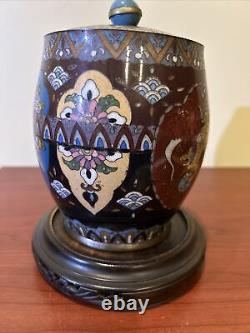 Rare Fine Antique Japanese Meiji Cloisonne Tobacco Jar<br/>?
 	
<br/>
Rare Fin Ancien Pot à Tabac Cloisonné Japonais de l'Ère Meiji