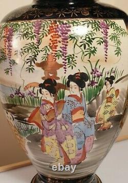 Une Belle Fin De L'époque Meiji Vase De Satsuma Par Yoshiyama