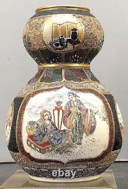 Vase Japonais Meiji Satsuma Double Gourde Avec De Belles Décorations De Meizan