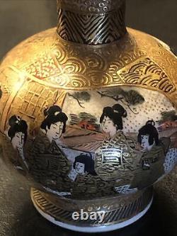 Vase miniature antique japonais Satsuma peint à la main œuvre d'art de qualité fine